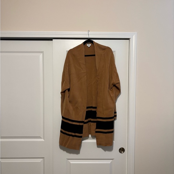 crown & ivy Sweaters - Crown & Ivy Tan and Black Cardigan